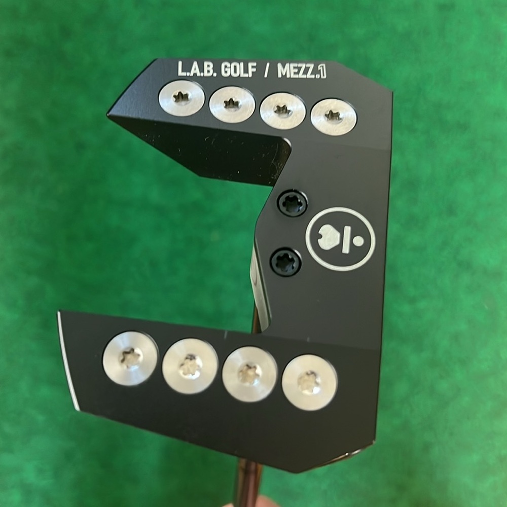 L.A.B. Golf Mezz.1 Putter - 33” stock length and Stock Grip - Picture 4 of 9